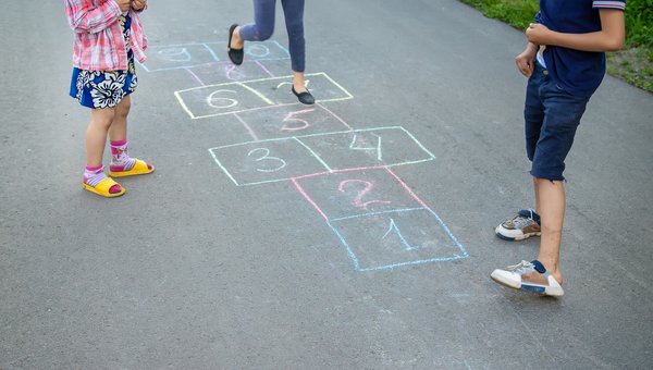 Loisirs indoor et outdoor : les jeux disponibles pour les enfants