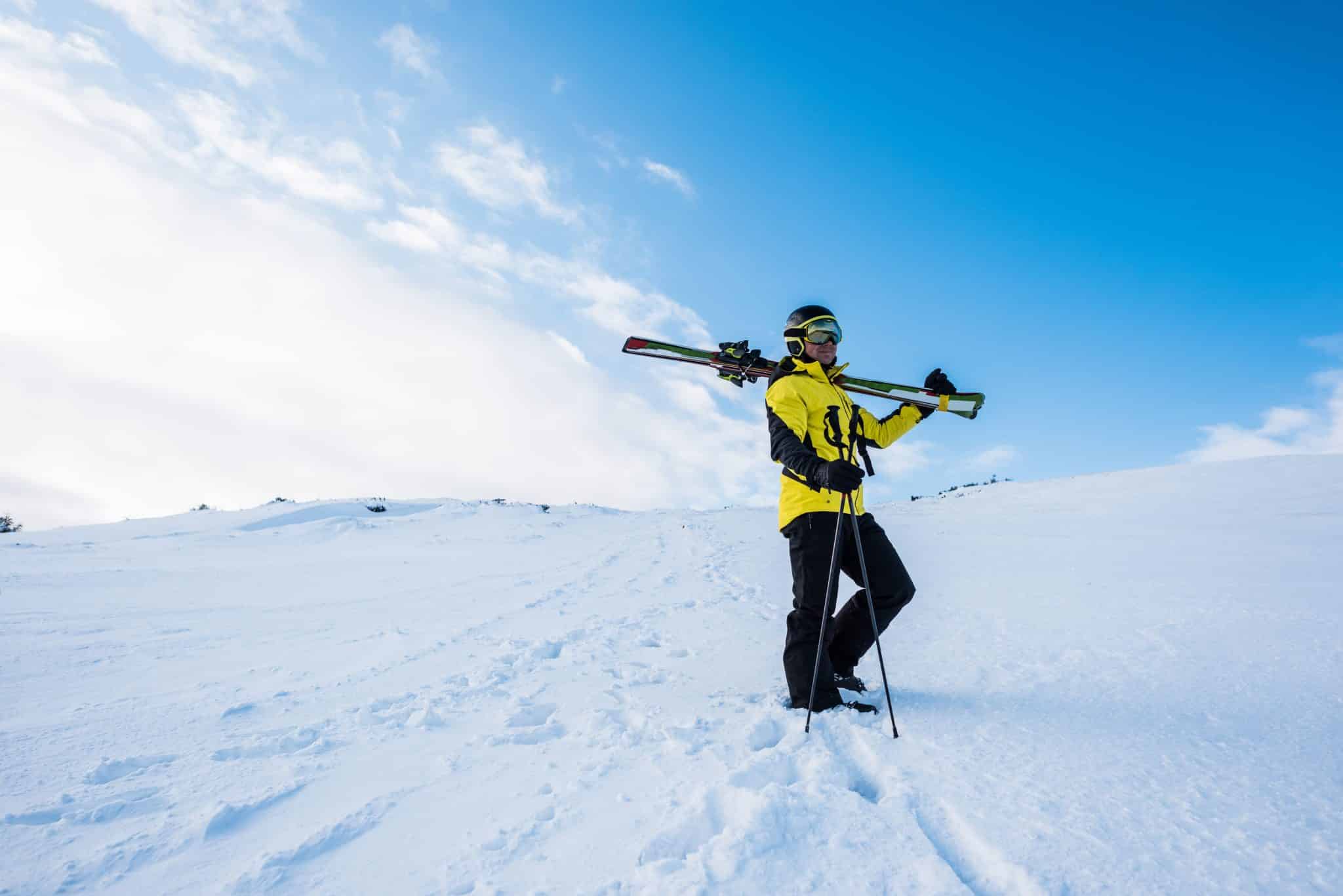 Ski alpin ou ski de randonnée : Deux mondes distincts sur les pistes